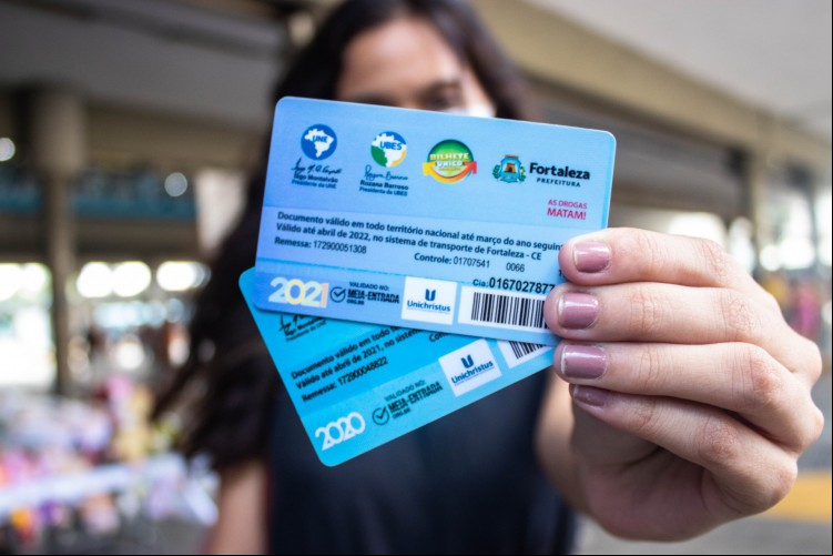 PEDIDO da carteirinha estudantil deve ser feito nos postos de atendimento da Etufor