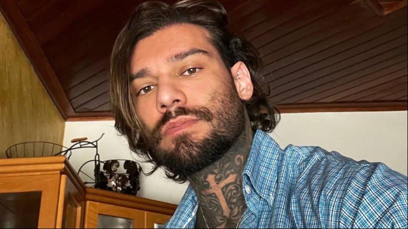Lucas Lucco reagiu com bom humor após compartilhar, sem querer, vídeo em que suas partes íntimas apareceram