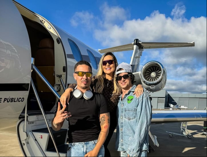 Carlinhos Maia, Deolane Bezerra e Fiuk em viagem para o rancho do influenciador Carlinhos Maia, Deolane Bezerra e Fiuk em viagem para o rancho do influenciador