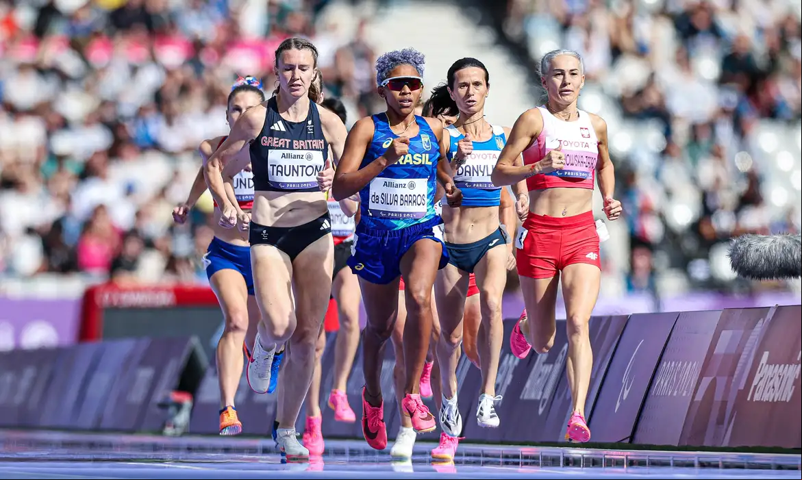 Antônia Keyla conquista bronze nos 1500 metros classe T20 