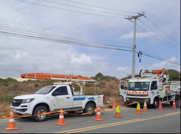 Foto de apoio ilustrativo. Agentes da Enel atuam em caso de furto de fios em Aquiraz 