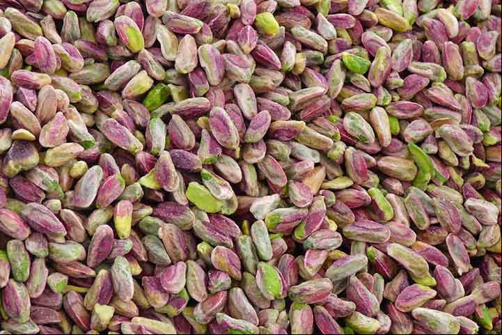 Na gastronomia oriental, o pistache aparece na tradicional Baklava, uma das sobremesas turcas mais conhecidas no mundo e na Halawa (ou Halva), um dos doces mais tradicionais do Oriente Médio.