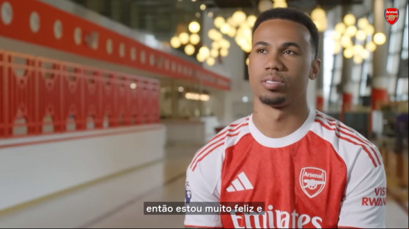 Gabriel Magalhães renova com o Arsenal: 'Eu amo este clube' 